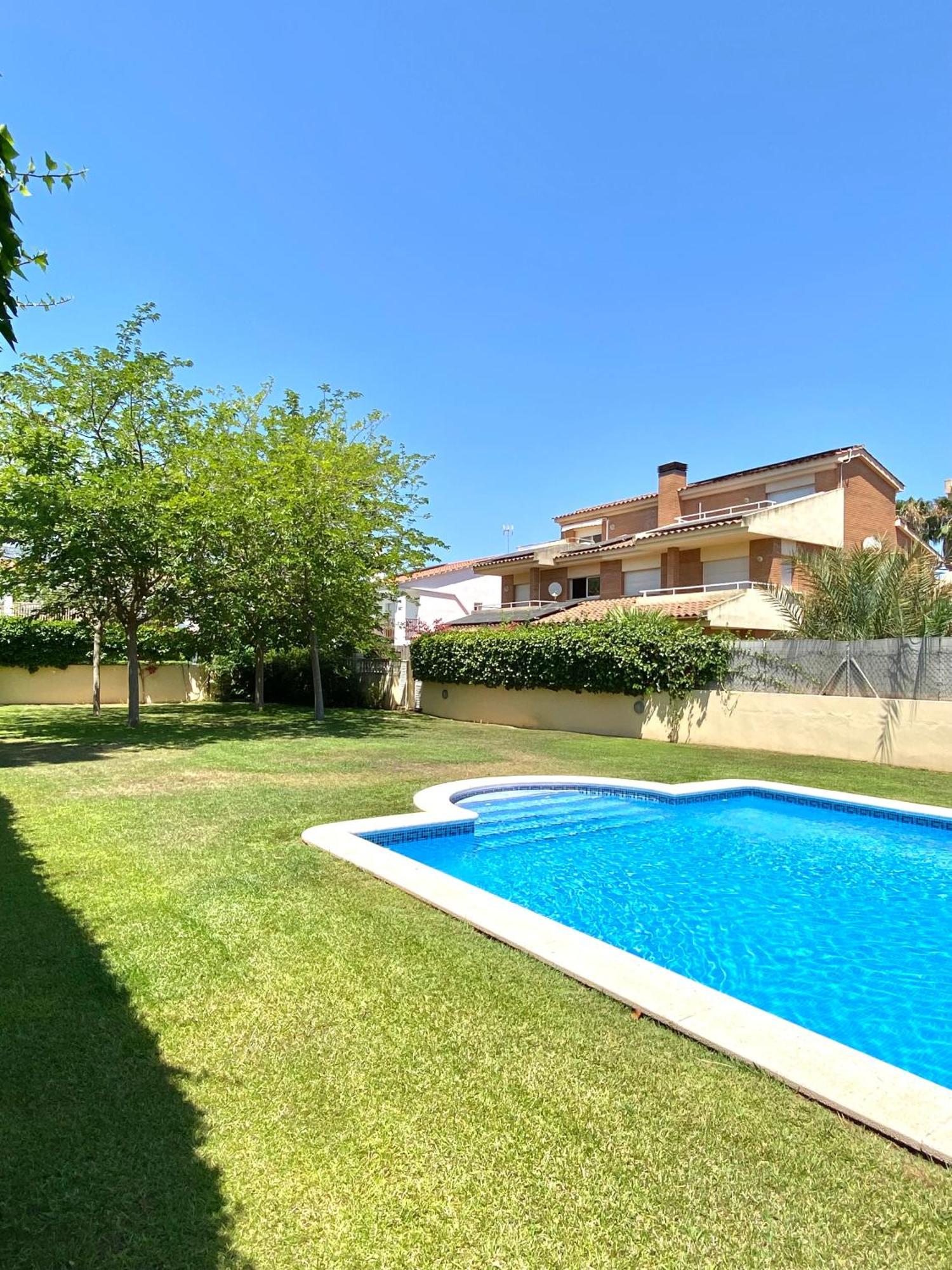 Villa Isabel Sitges, Rocamar Sant Pere De Ribes Dış mekan fotoğraf
